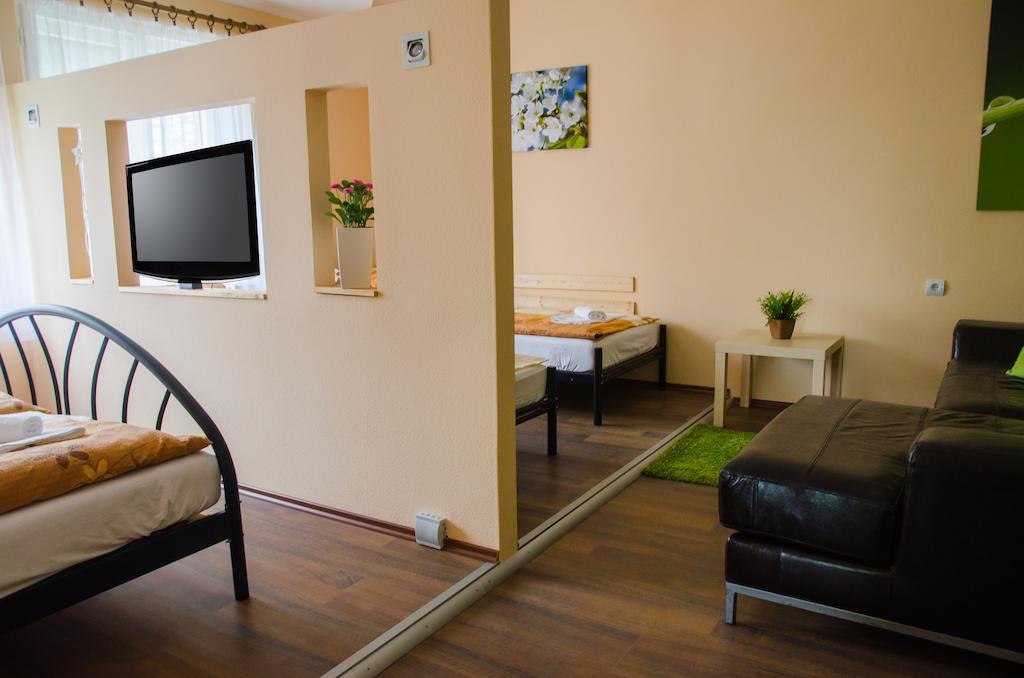 Green Corner Wellness Püspökladány Zimmer foto